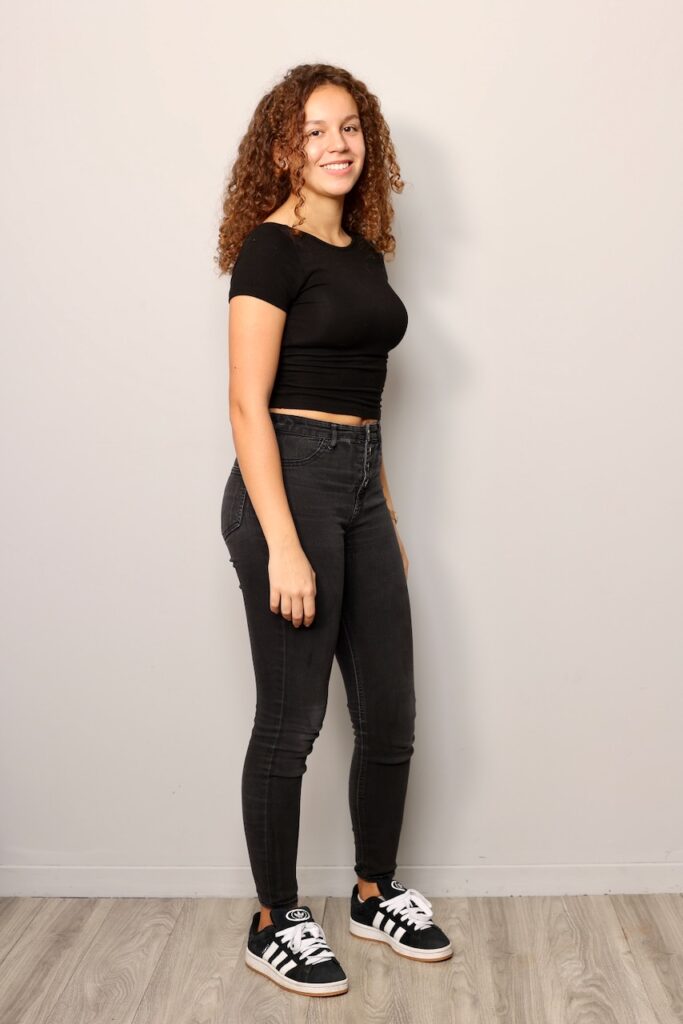 Lou Andréa LARBI — photo