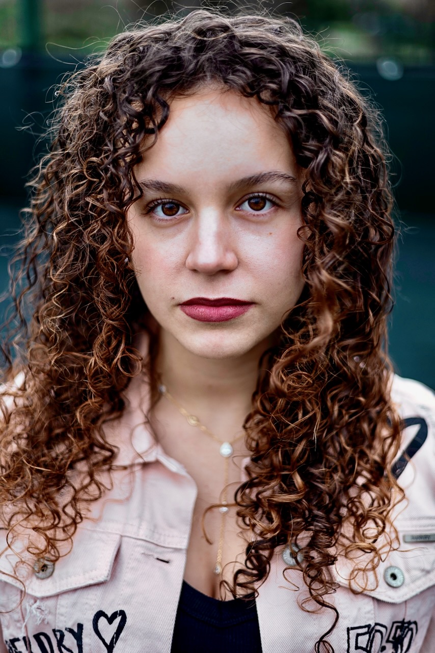 Lou Andréa LARBI — photo