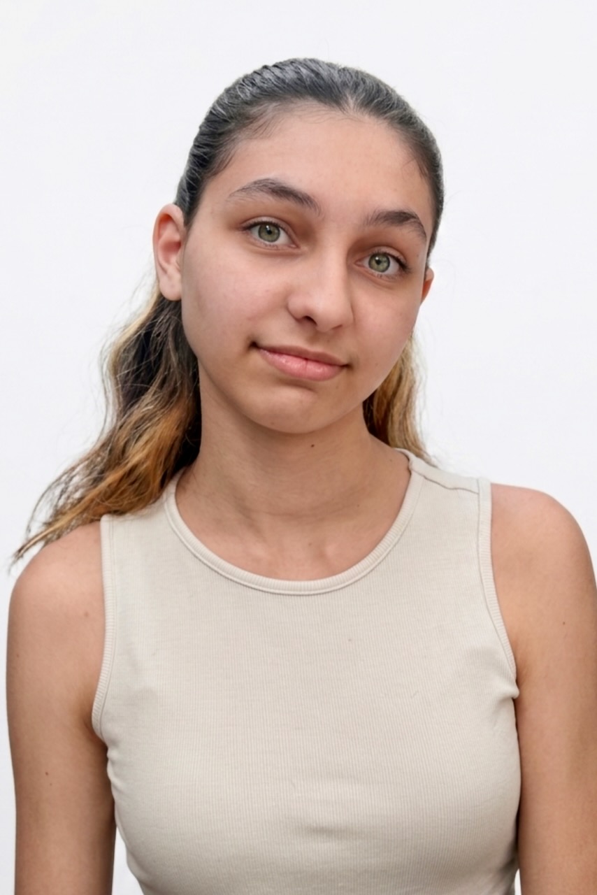 Portrait de Lilas MURZEAU